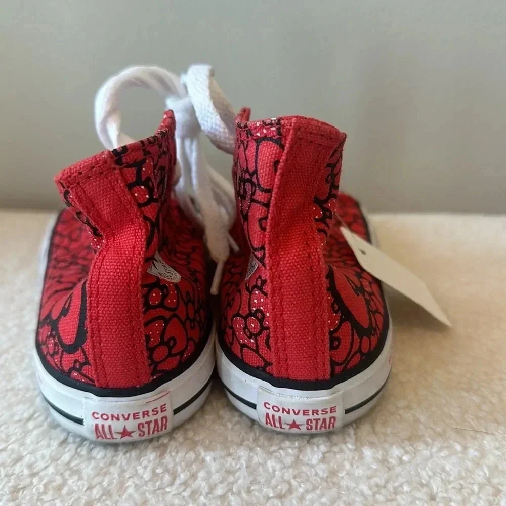 Hello Kitty Converse girls size 6 EUC